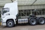 ISUZU VC66 GIGA automatic transmission tractor head - Image 3