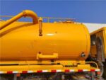 Qingling 10 CBM combination jetting truck - Image 5