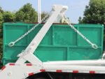 Qingling 4cbm skip loader garbage truck - Image 6