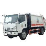 Qingling 600P 5CBM trash compressor truck