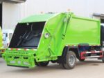 Qingling ELF 8cbm waste compactor refuse truck - Image 4