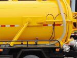 Qingling ELF Vacuum Jetting Suction Truck - Image 4