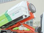 Qingling mini ELF hook loader truck - Image 7